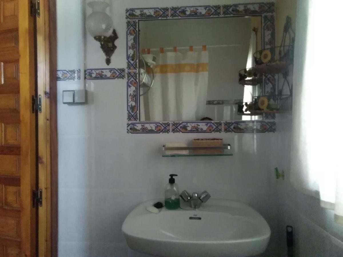 La Flecha Hostel Abrucena Esterno foto