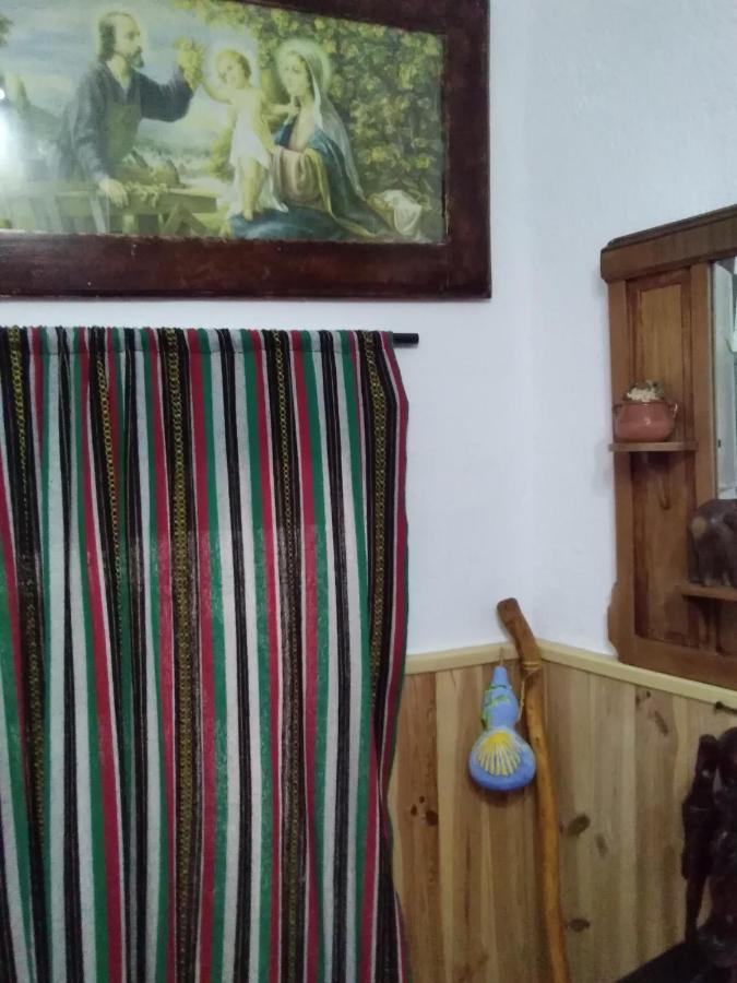 La Flecha Hostel Abrucena Esterno foto