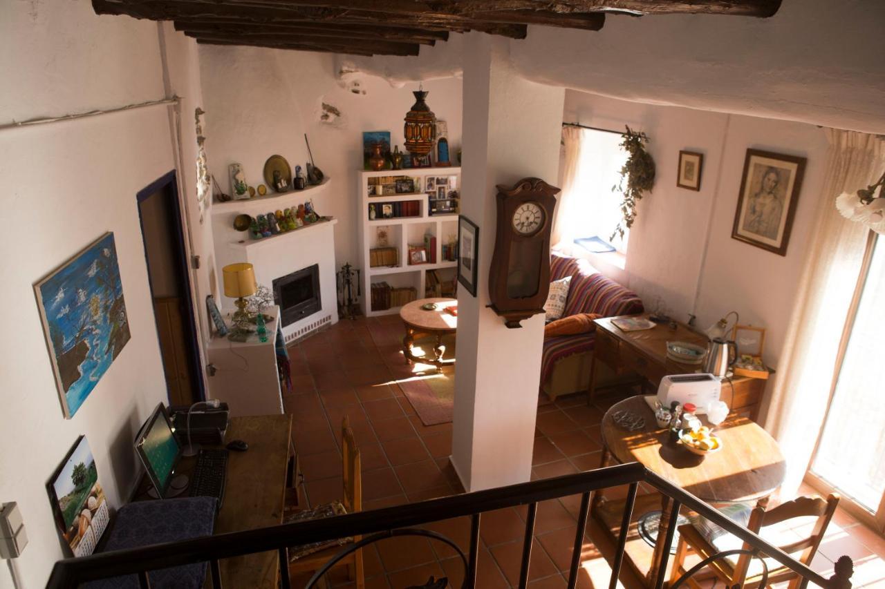 La Flecha Hostel Abrucena Esterno foto