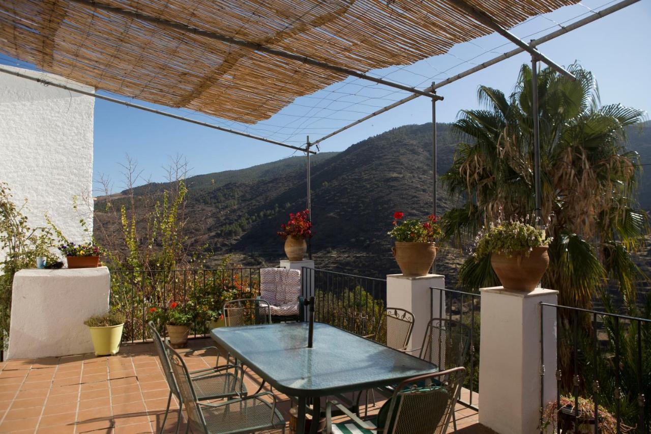 La Flecha Hostel Abrucena Esterno foto